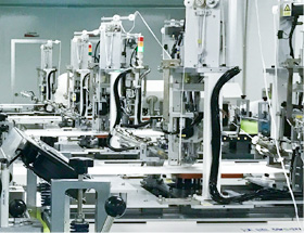 Automatic ear belt welding for medical face masks