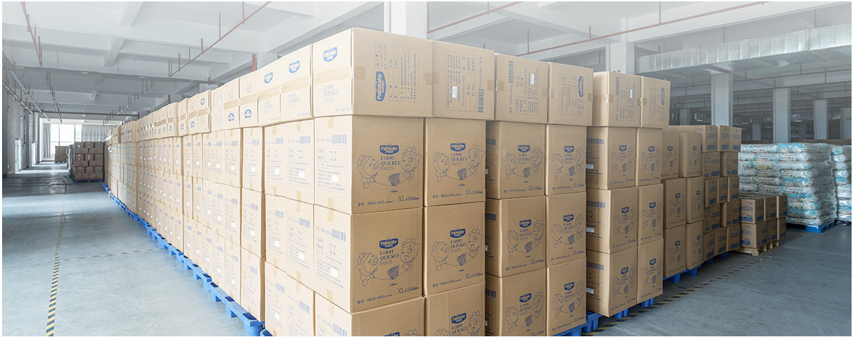 Chenrui (Fujian) Industry and Trade Co., Ltd. finished product warehouse — organized inventory management and climate-controlled storage for OEM export orders