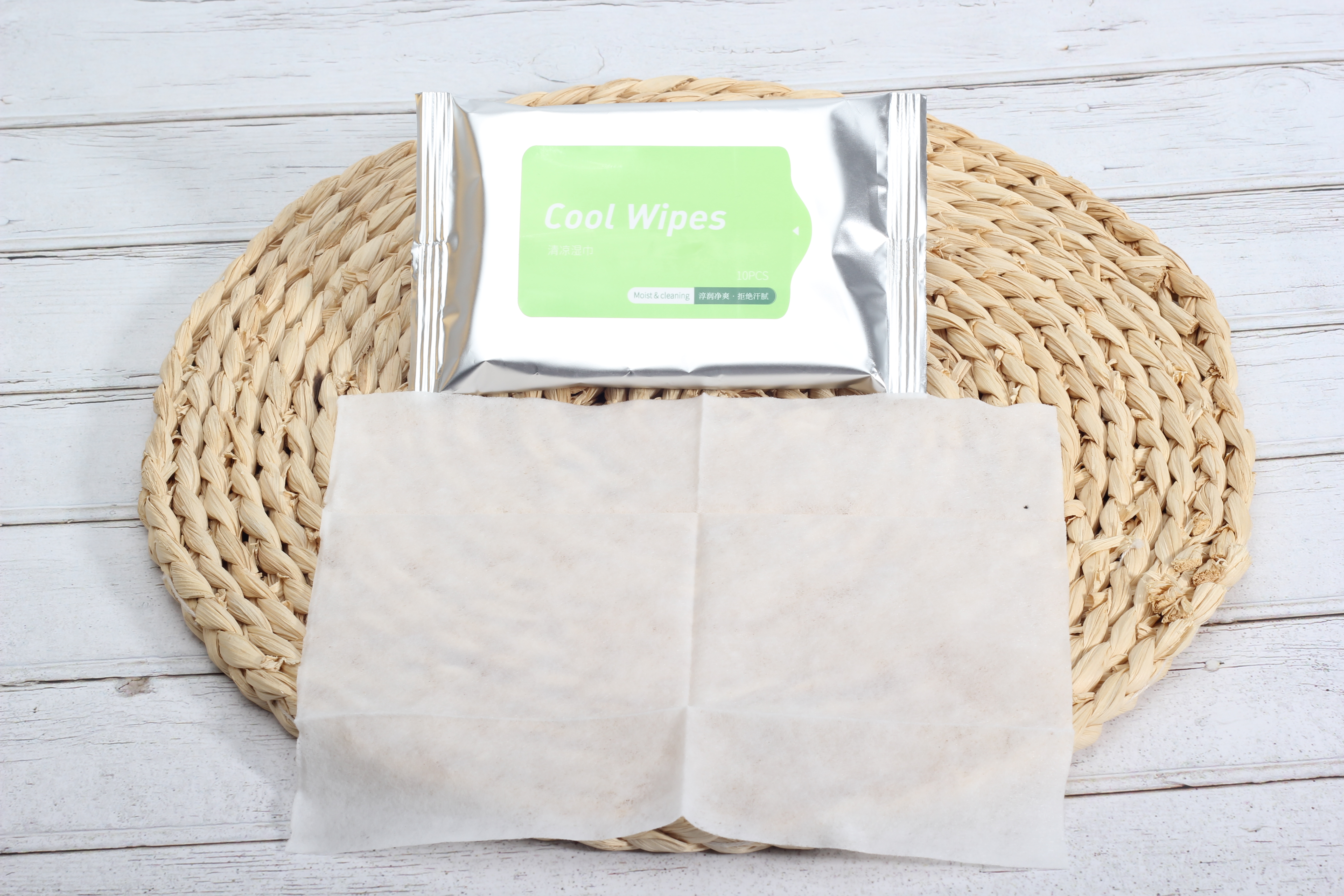 Private Label Wet wipes Manufacturer Cool Wet Wipes Face Cleaning