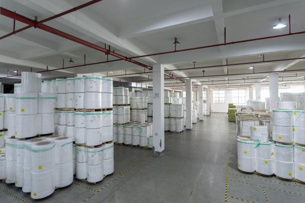 From Concept to Shelf: How Custom Private Label Wet Wipes Manufacturing Works