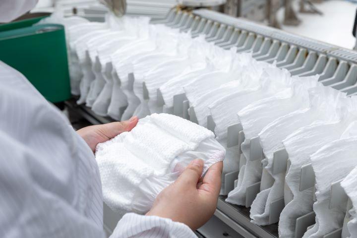 Private Label Baby Diapers for USA Import: A Buyer's Path